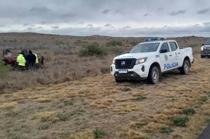Una mujer murió en un vuelco cerca de Santa Isabel