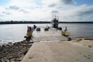 Dorena-Hickman Ferry closed by low water