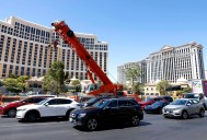 Las Vegas Grand Prix circuit prep hits Strip in front of Bellagio 