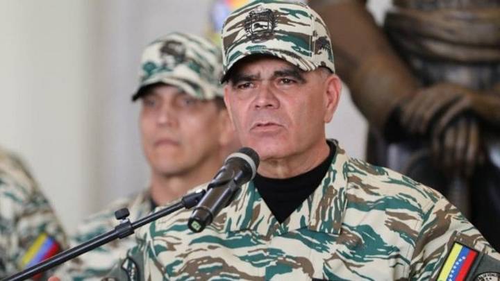 Padrino López niega militarización de la sociedad y llama a crear conciencia patria