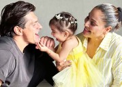 Bipasha Basu tells photographers ‘aram se’ as daughter Devi gets frightened at Durga Puja Pandal