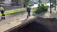 Aparece socavón de 7 metros en parque de la GAM tras fuertes lluvias