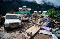 Inundaciones en India causan al menos 90 fallecidos y miles de desplazados