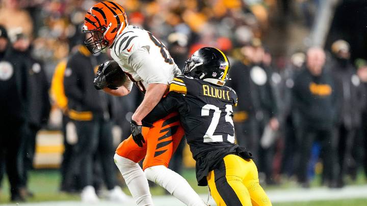 Steelers’ DeShon Elliott ruins Carson Wentz’s perfect day with interception, Irish dance