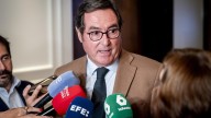 Garamendi critica la reducción de jornada laboral y la compara con Alcaraz: “¿Crees que entrena solo 37,5 horas?”