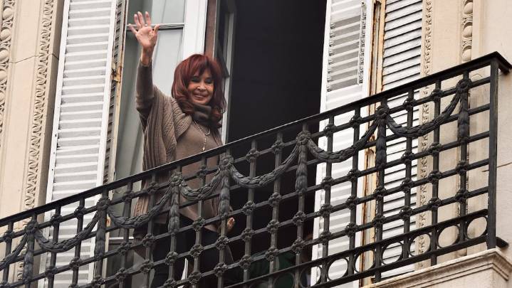 La dura crítica de Cristina Kirchner a Milei tras la cadena nacional: "Terminaste diciendo lo mismo que Macri en 2018, cuando lo peor empezaba"