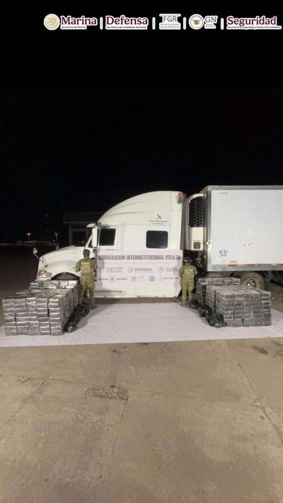 En Mazatlán, aseguran 1.5 toneladas de metanfetaminas ocultas en doble fondo de un tractocamión