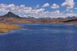 La ruta del agua: de las lagunas altoandinas a los hogares de Lima