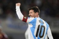 Lionel Messi scores twice in an emotional home farewell for Argentina
