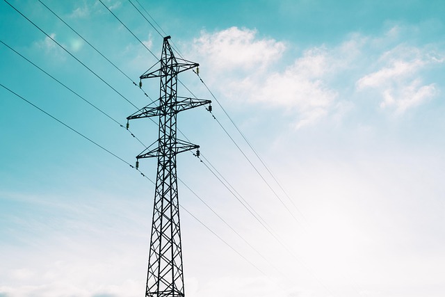 Developer of big transmission line announces preferred route