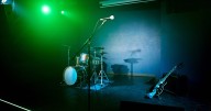 Oasis fan sings iconic song at Tenerife bar and then people realise who it is