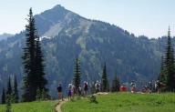 Unhealthy air quality closes trails, roads in Mount Rainier, other WA parks