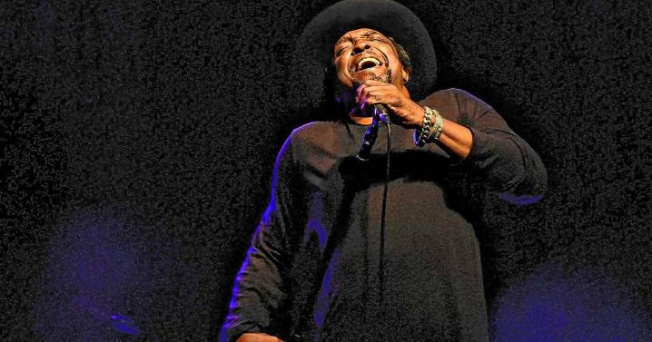 Bernard Fowler, un predicador Stone en la noche de Neuquén