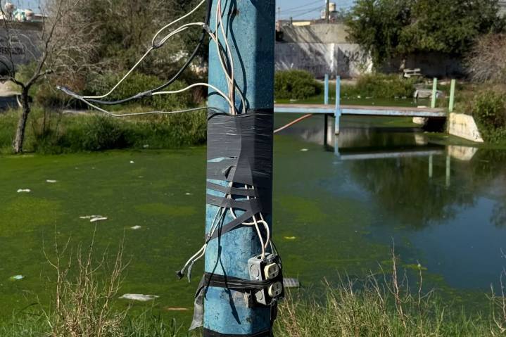 Denuncian abandono de parque y riesgo sanitario en Villa Residencial del Real