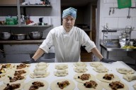 En la cocina de la mejor empanada de pino de Santiago de Chile: “Hasta el origen de la sal influye”