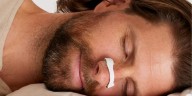 Bandas magnéticas nasales: la nueva moda para mejorar la respiración