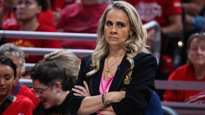 Becky Hammon, Stephanie White fined for backing Cheryl Reeve’s criticism