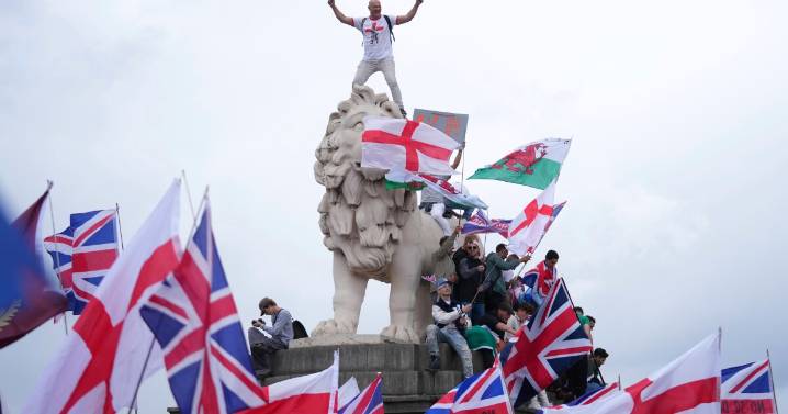 Over 100,000 attend London rally organized by far-right activist, clashes break out