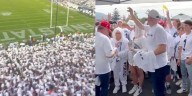 Video: Thousands wear 'FREEDOM' shirt in memory of Charlie Kirk at Oregon