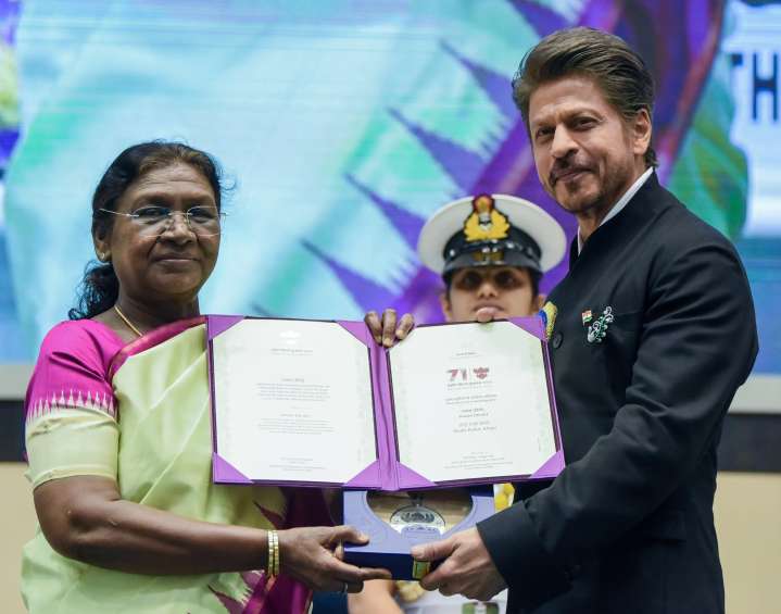 Shah Rukh Khan honoured with National Film Award for Best Actor, his first in three