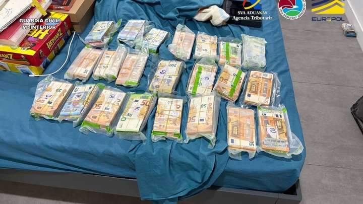 La Guardia Civil desmantela en Canarias una de las redes de narcotráfico más activas y violentas de Europa