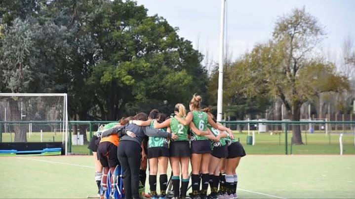 Conmoción en La Plata por la muerte de una jugadora de hockey en pleno partido