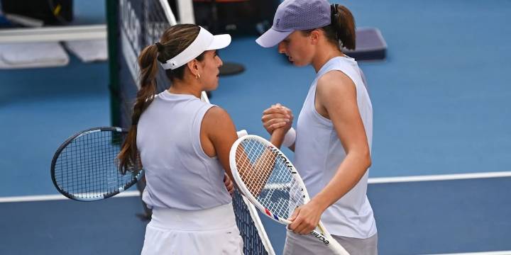 Camila Osorio reincide en sus problemas físicos y se quedó por fuera del WTA 1000 de Beijing contra Iga Świątek
