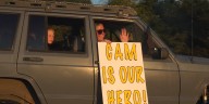 Christmas parade held for teen battling cancer