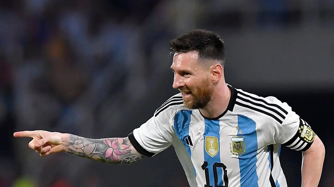 Messi se despide del público argentino en duelo contra Venezuela en el Monumental