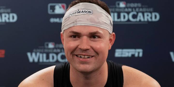 Tarik Skubal's 14 strikeouts help Tigers' postseason turnaround