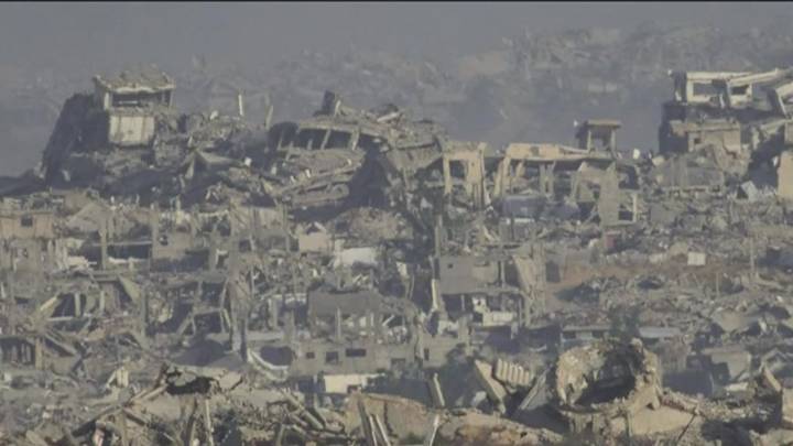 At least 17 killed in Gaza Strip as leaders ramp up pressure for a ceasefire