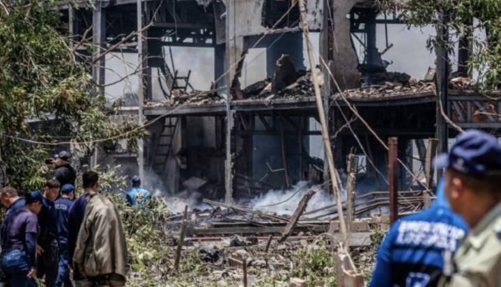 Tremenda explosión en fábrica de cohetes deja 23 heridos en Venezuela