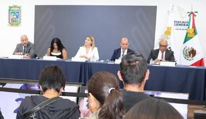 FGE Puebla fortalece mecanismos para resolver conflictos y reparar daños
