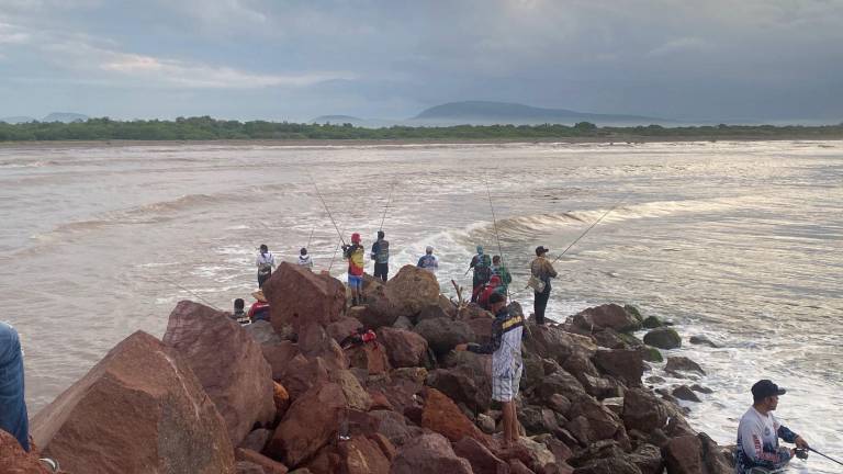 En Rosario, realizan el Tercer Torneo de Pesca de Orilla 2025