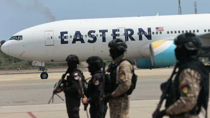 200 connacionales retornan al país en vuelo directo desde EEUU