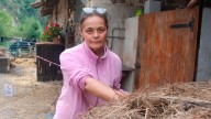 "Necesito ayuda para que no me quiten las vacas", clama la viuda del ganadero asesinado a golpes en Cueves (Ribadesella)