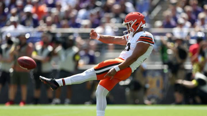 Corey Bojorquez, el punter de los Browns de origen mexicano