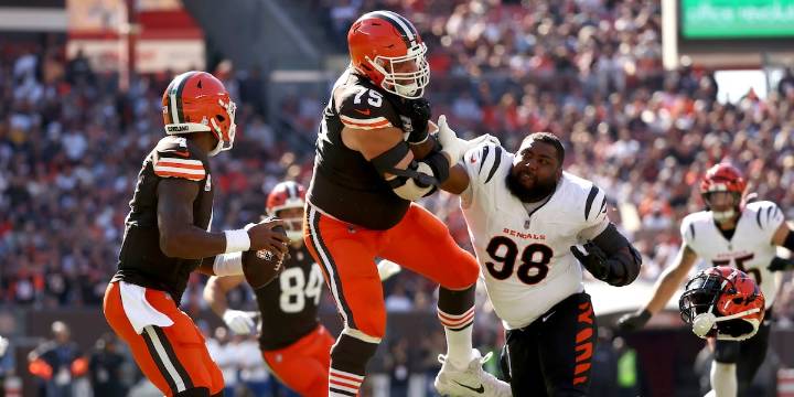 Cleveland Browns Practice Update: Denzel Ward Set to Play; Joel Bitonio, Conklin, Carter, Szmyt Questionable