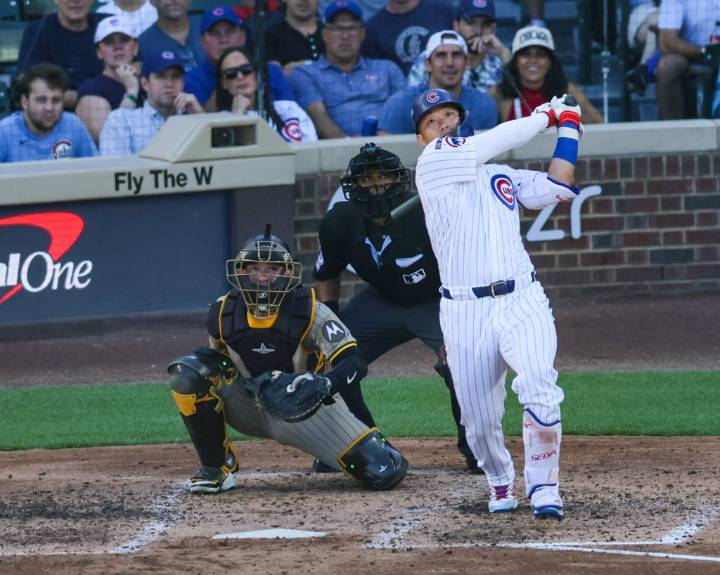 MLB playoffs: Chicago Cubs beat San Diego Padres 3