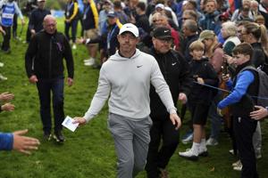 GOLF ROUNDUP