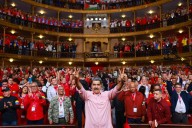 Maduro convoca a las bases del chavismo a preparar la «lucha armada» en caso de «agresión»