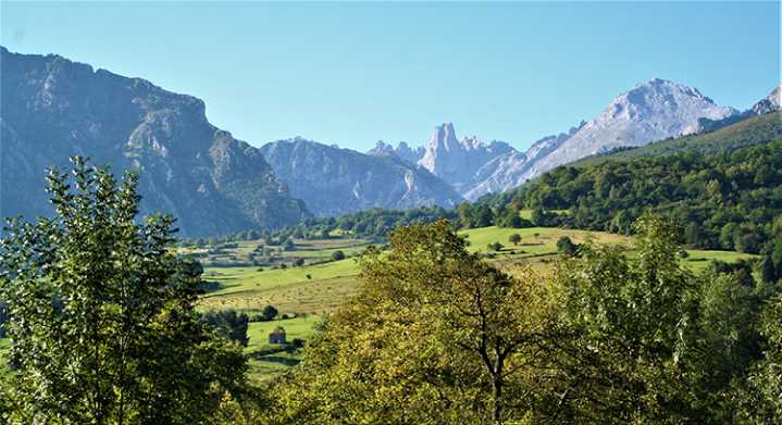 Recompensa a los municipios o comarcas turísticas que se comprometan con la Naturaleza. Por Arturo Crosby