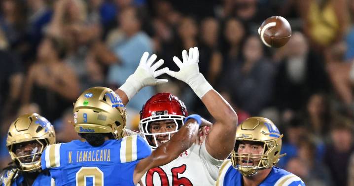 A cautionary tale of 2 QBs — and 2 very different outcomes