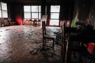 Impactan dos cócteles molotov en el local que acogerá el centro de menores migrantes de Monforte de Lemos