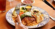 Cadena mexicana anuncia su quiebra y cerrará 24 restaurantes