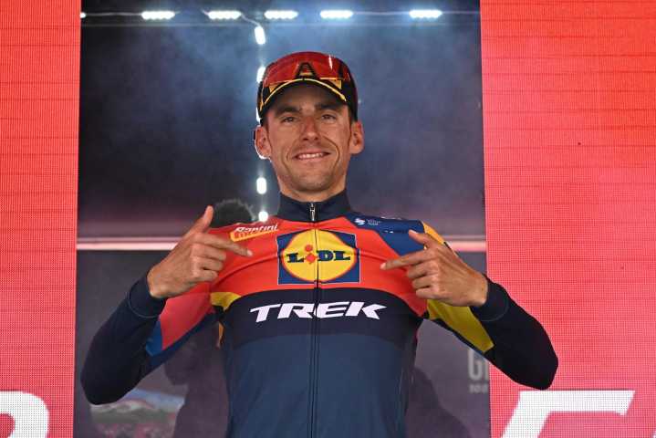 Carlos Verona: "La UCI tiene que tomar cartas en el asunto"