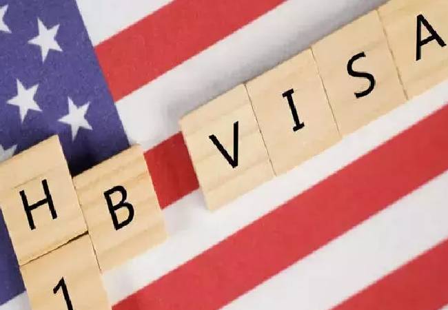 H1-B visa fee of USD 100,000 only applicable to new applicants: W...