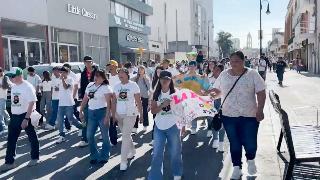 Marchan 3 mil jóvenes por centro histórico de Saltillo en la semana de la paz