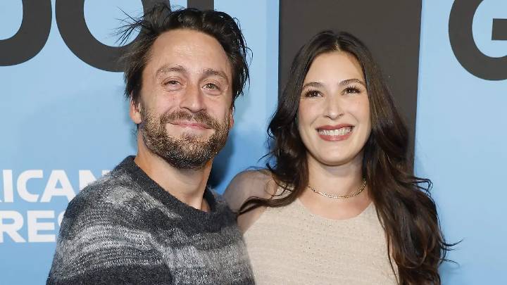 Cumplió su promesa: Kieran Culkin y su esposa Jazz Charton esperan a su tercer hijo