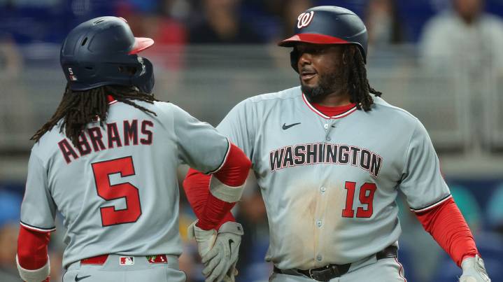 Nationals’ Josh Bell dazzles fans with upper deck home run